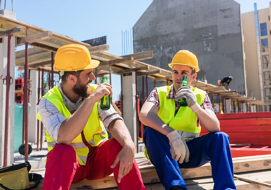 Alcoholic-Worker-DOT-or-NON-DOT-min-2